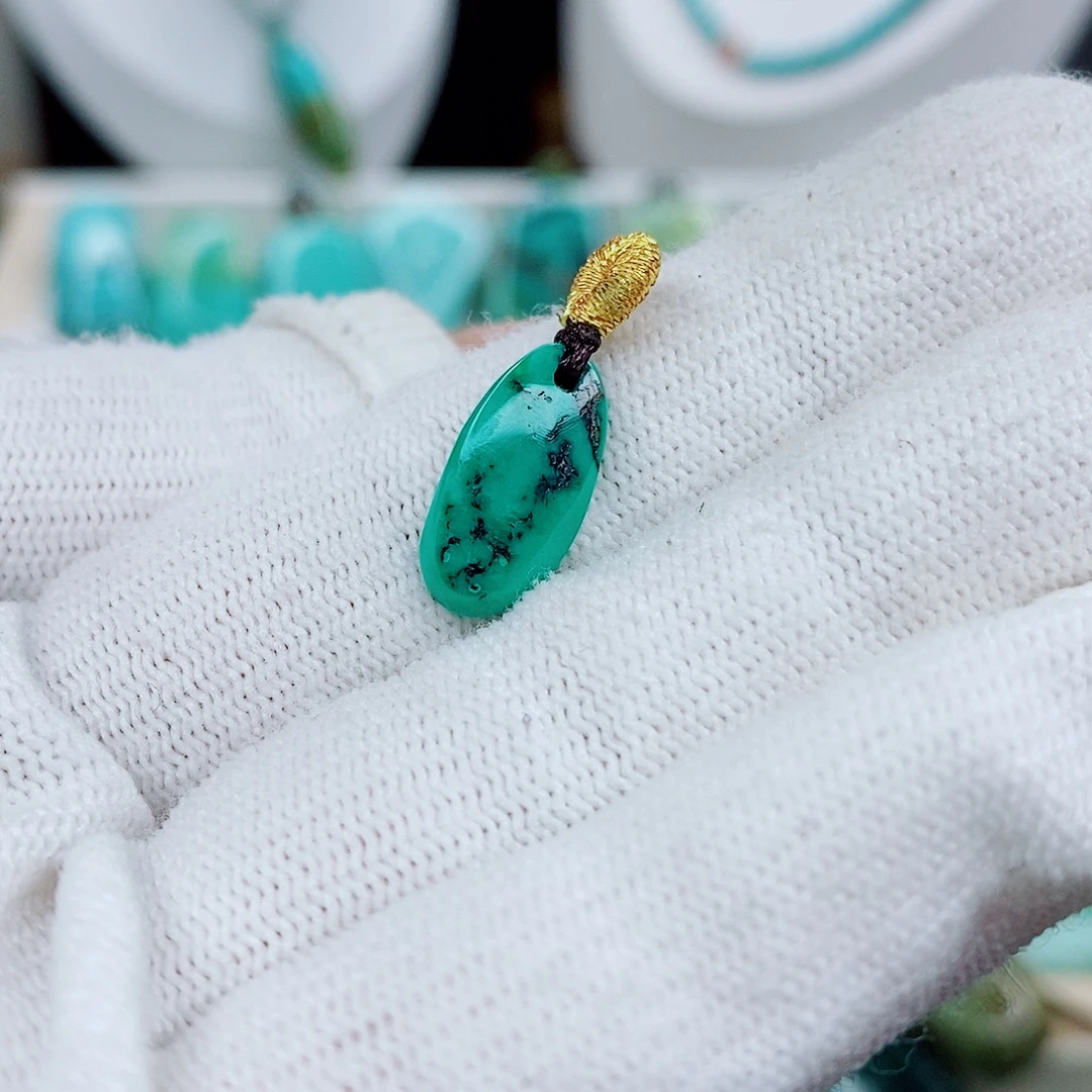 南红玛瑙合金颈饰