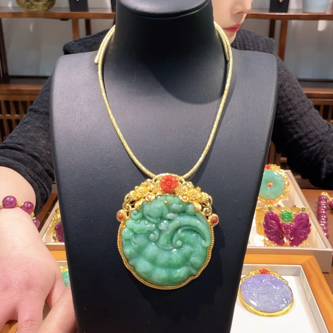 锦纶铁合金吊坠项链