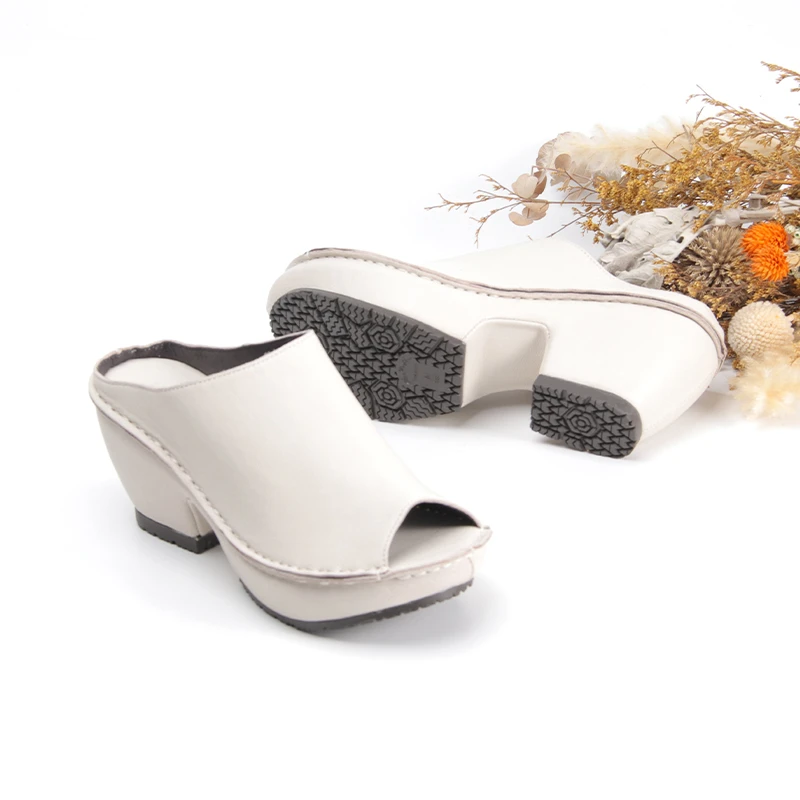 出口日本防水台鱼嘴高跟舒适休闲夏季白色软底时尚真皮手工凉拖女