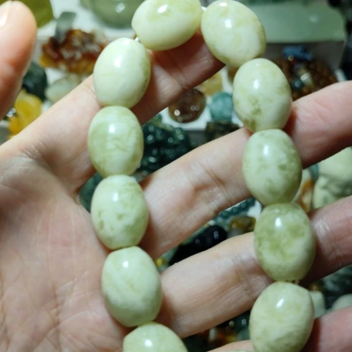 岫玉未镶嵌手串手串