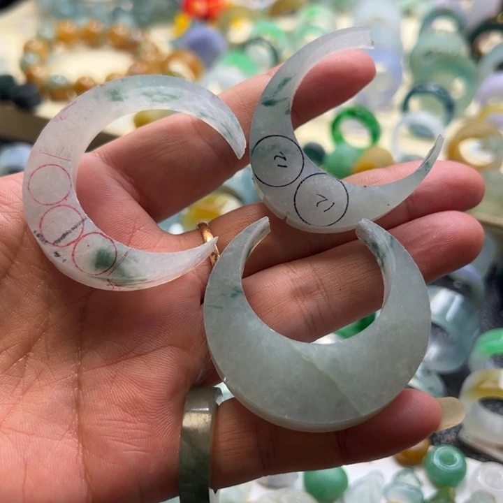 定制翡翠未镶嵌边角福利不包工