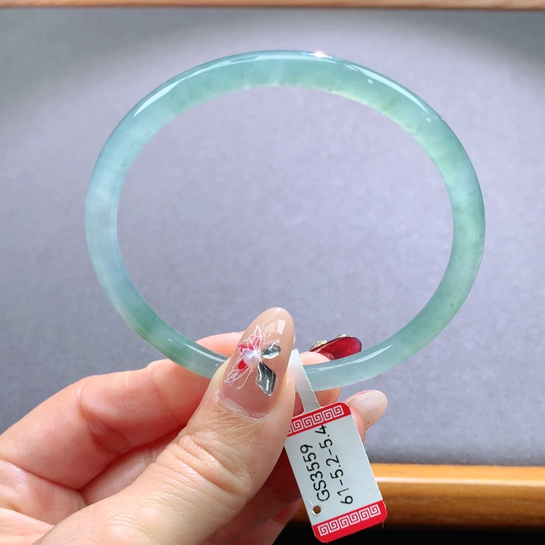 翡翠手镯未镶嵌天然翡翠手镯叮当镯