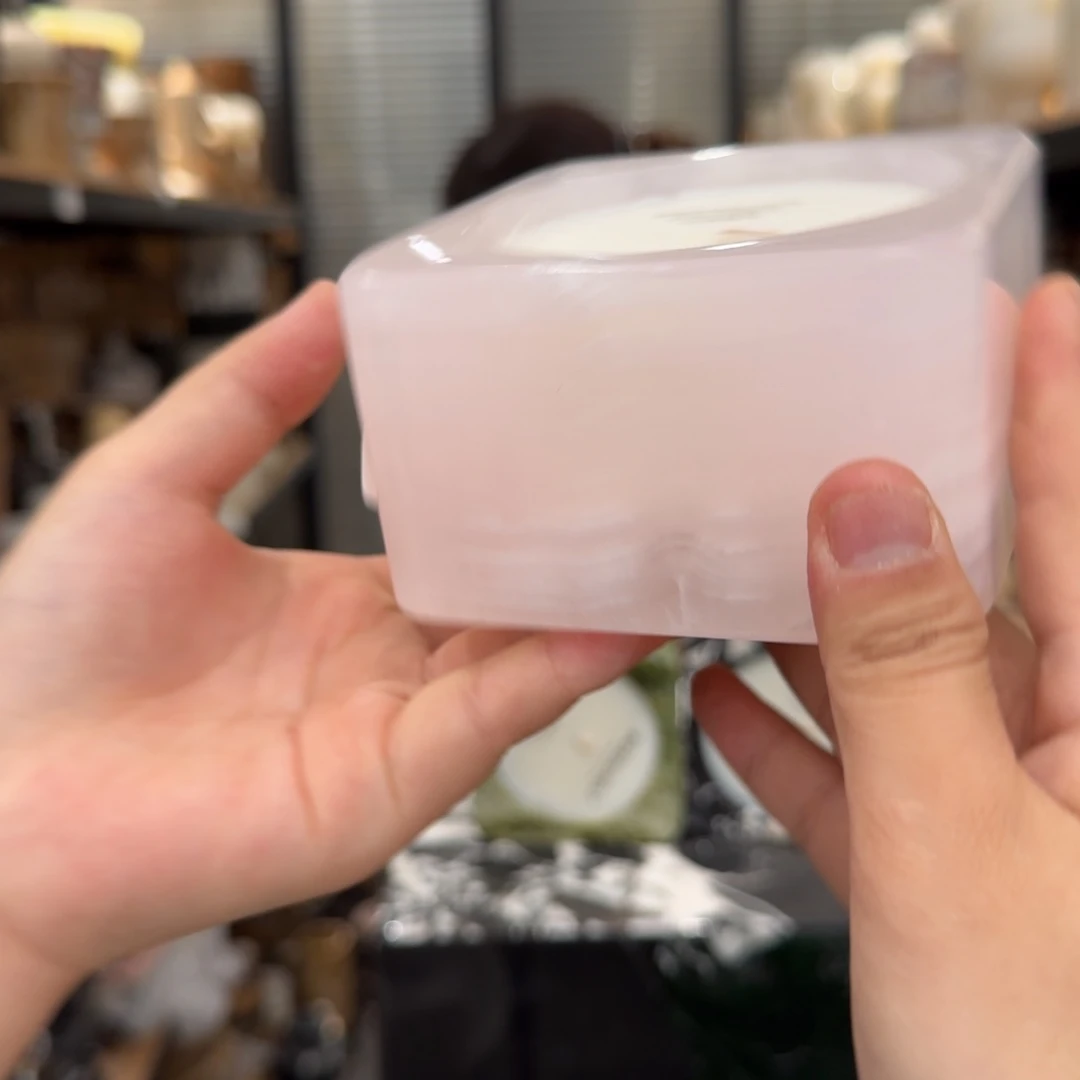 大理石r60。 花。