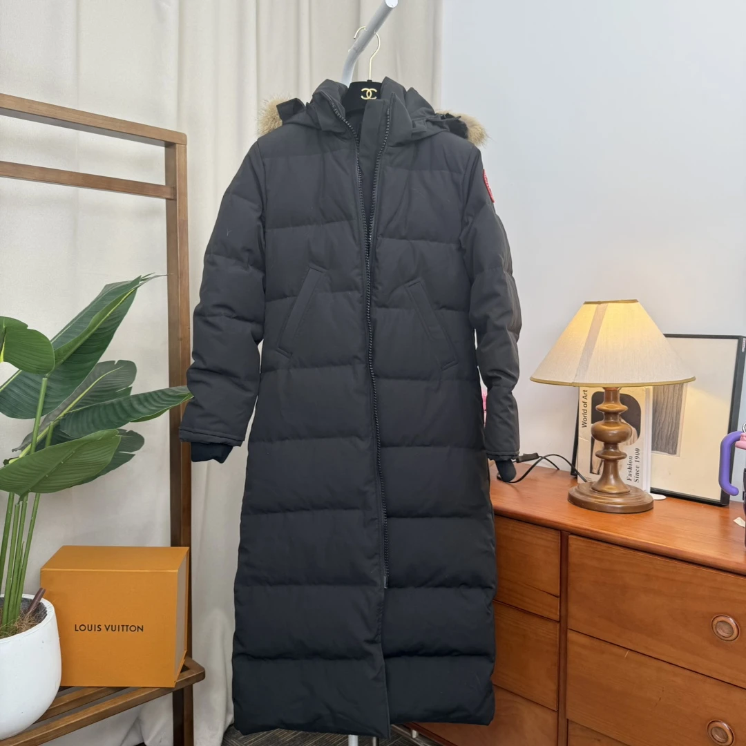 99新 CANADA GOOSE 青奢荟/S码/加拿大鹅黑连帽长款羽绒服//85375