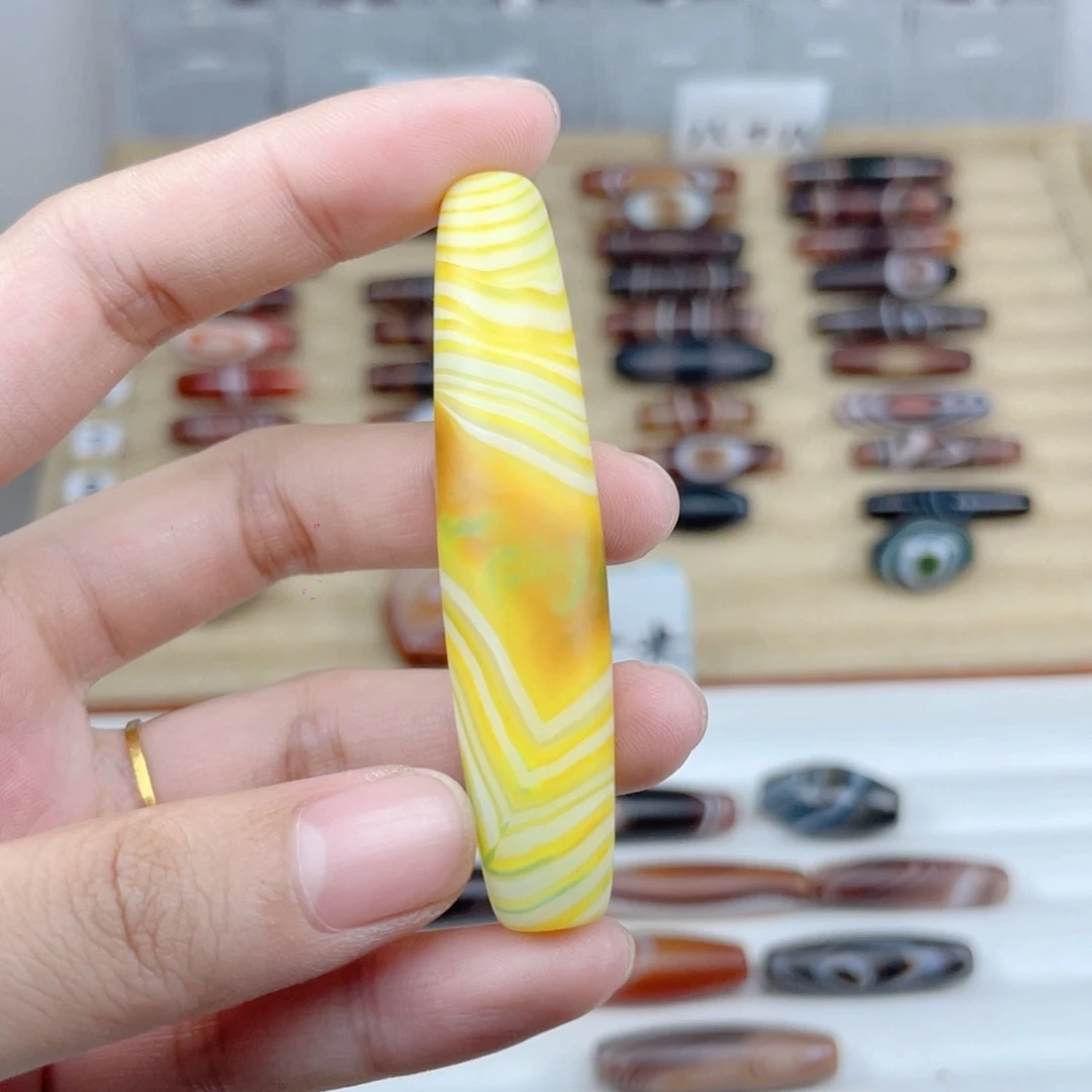我***仔玛瑙/玉髓颈饰未镶嵌