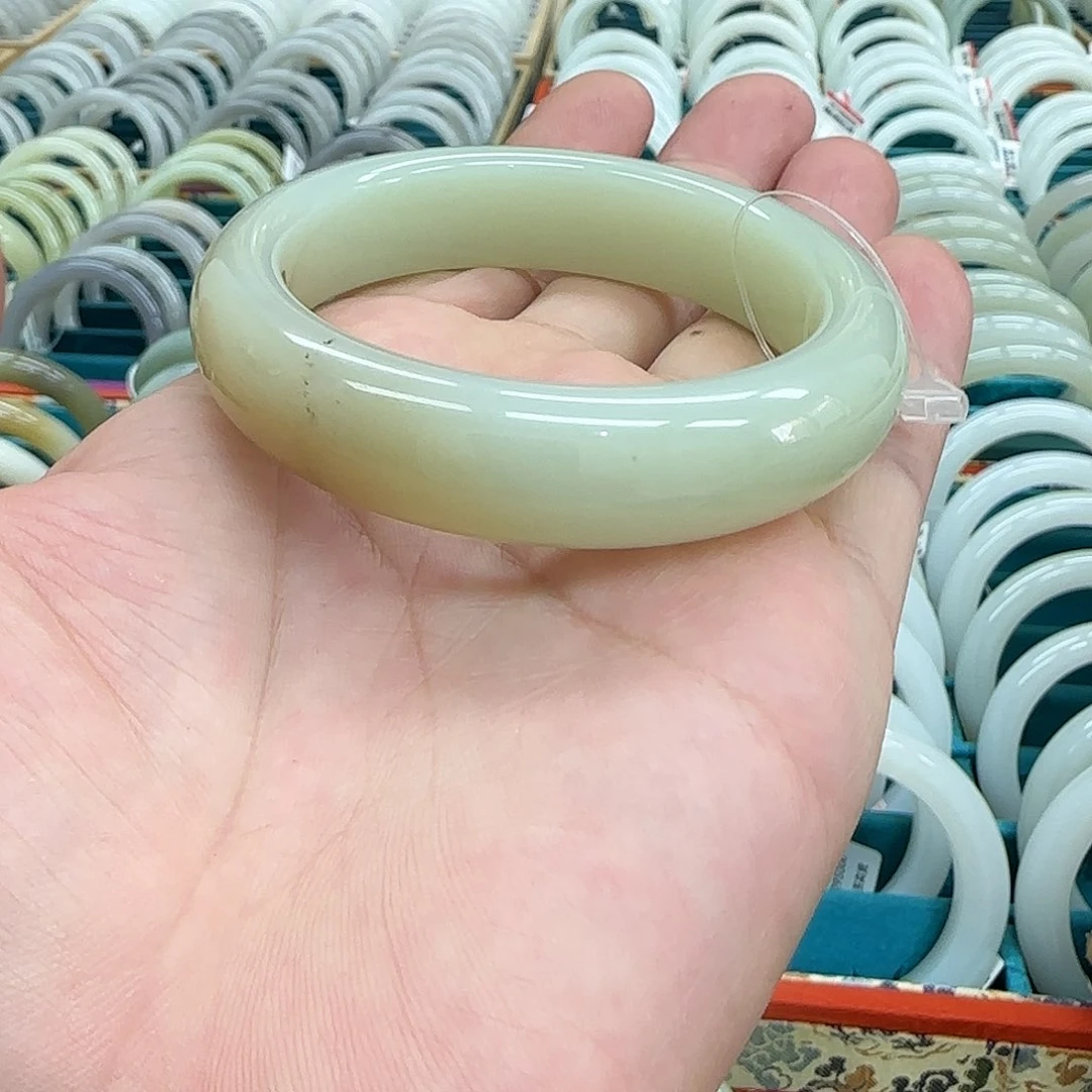 和田玉手镯未镶嵌叶**z