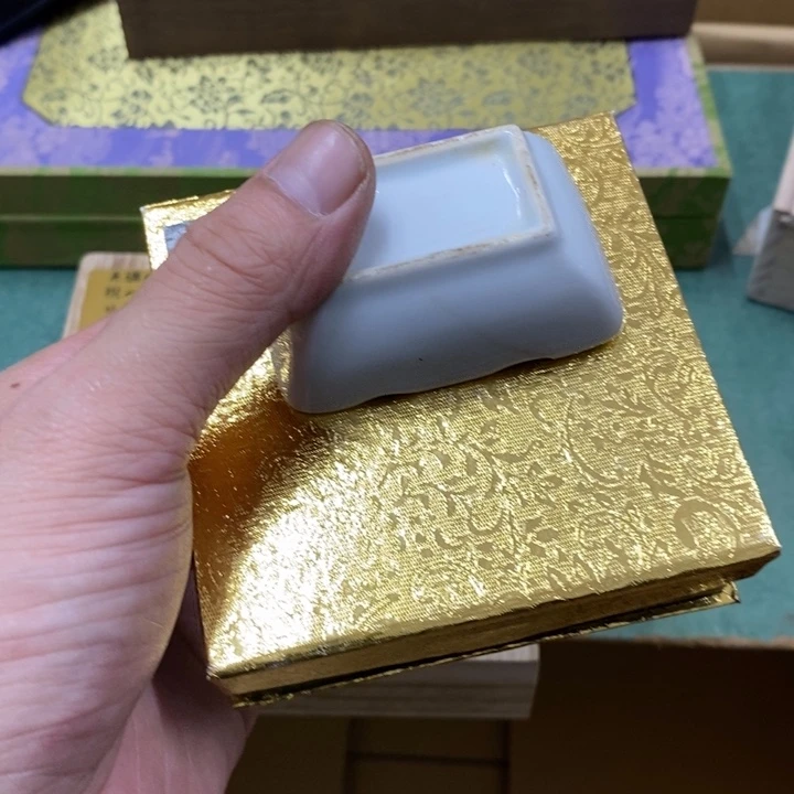我***仔其他中古工艺品一件