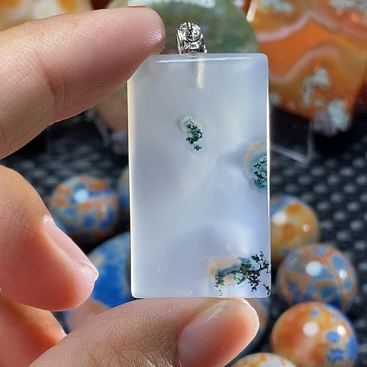 未镶嵌颈饰玛瑙/玉髓