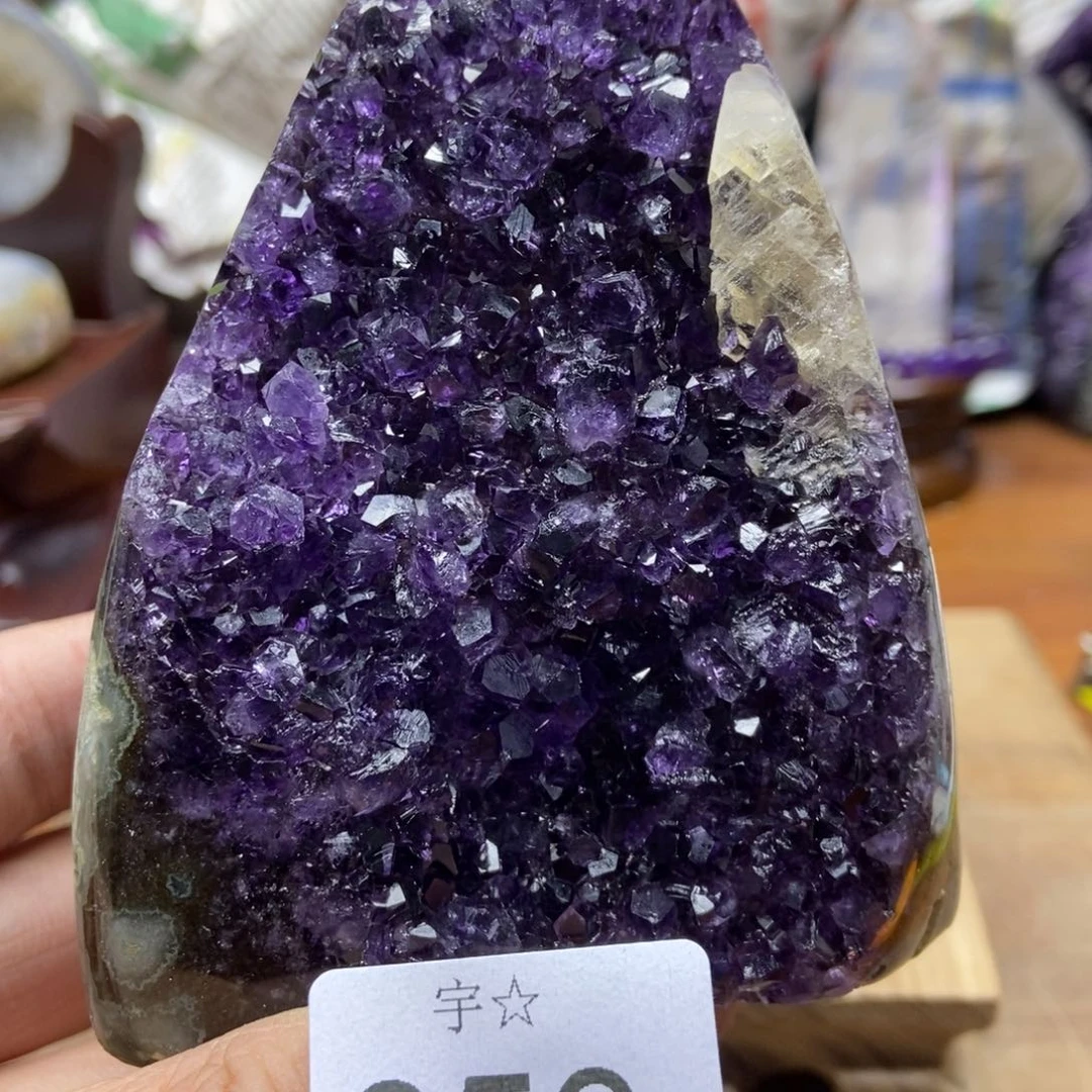 紫晶天然水晶摆件未镶嵌
