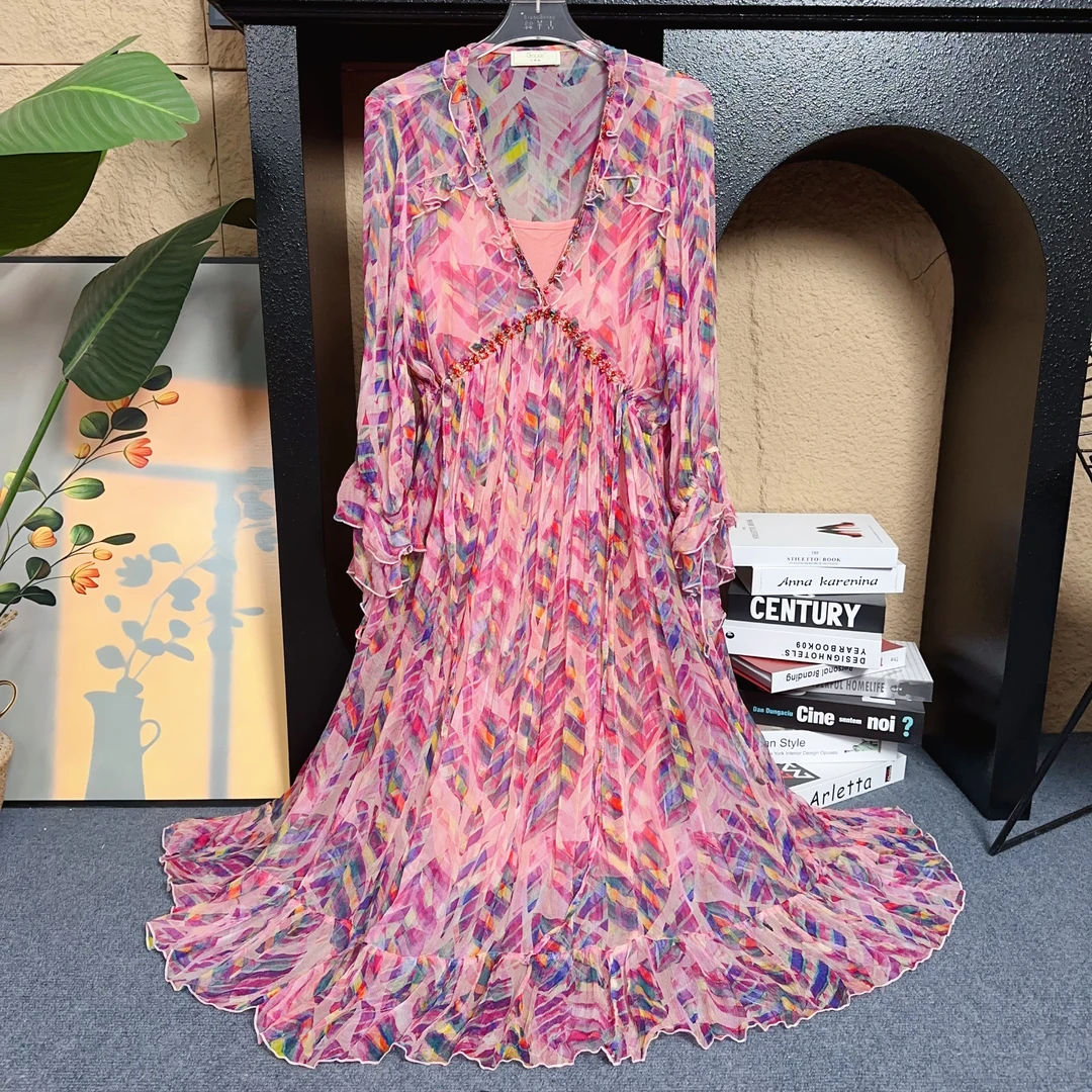 2025年春季新款重工钉珠拼接印花真丝连衣裙女宽松收腰桑蚕丝长裙