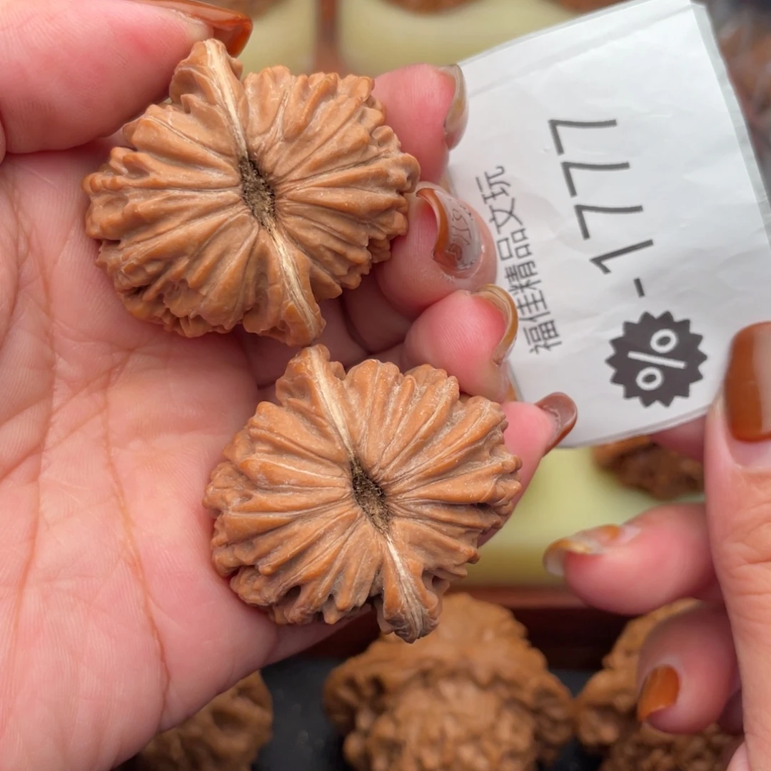 蛋***王文玩核桃把件39头货汉高楼