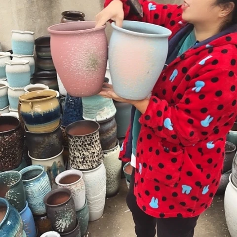 口18高22两个盆。