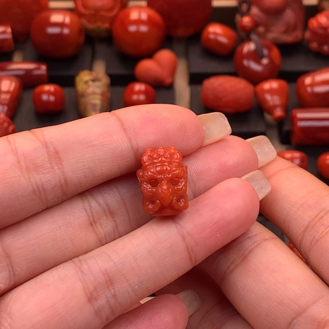 南红玛瑙南红保山高品精工大鹏鸟12mm未镶嵌