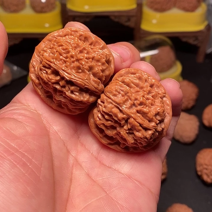 吊坠文玩核桃42.5尺，四座楼狮子头