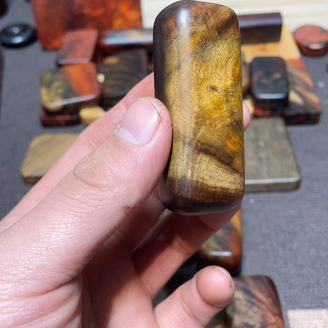 檀香紫檀（小叶紫檀）幺*