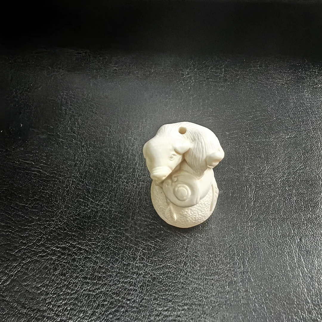 猛犸约7.6克雕刻件ZL4443