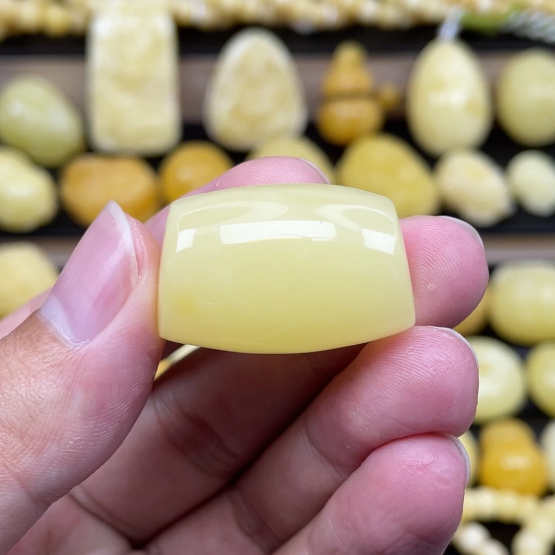 琥珀未镶嵌裸石琥珀蜜蜡