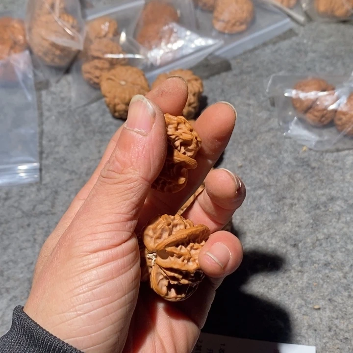 文玩核桃把件1687号咯我想我哦哦哦