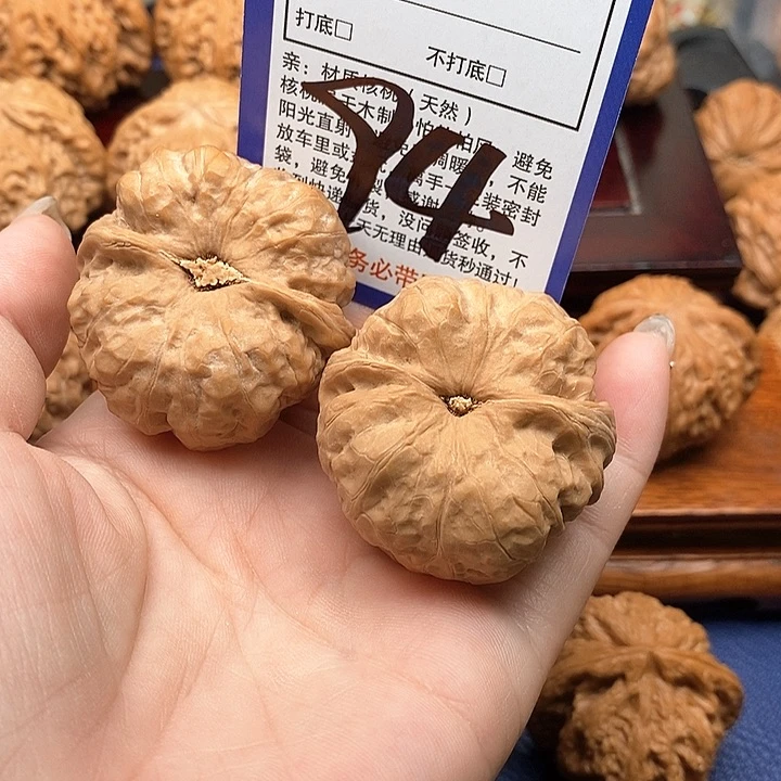 桃核吊坠蛤蟆狮子头40