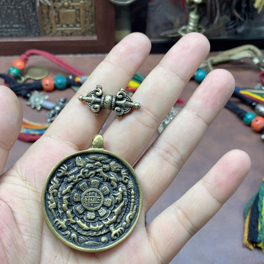 你***。黄铜麟甲熊九宫八卦牌