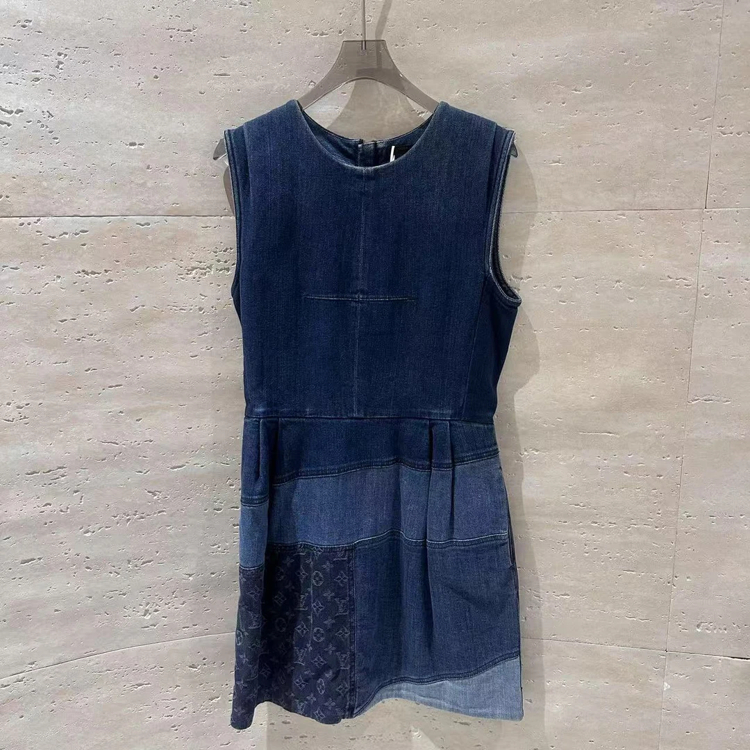99新 LouisVuitton/路易威登 尺码36胸围88衣长81 编码735