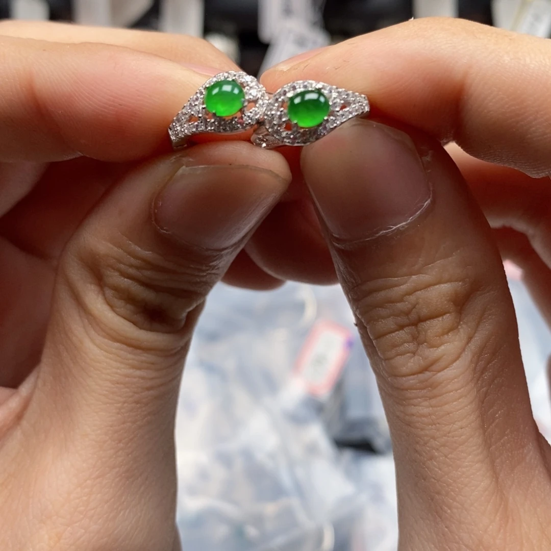 翡翠耳饰银S925镶嵌磨****贝天然缅甸翡翠a货