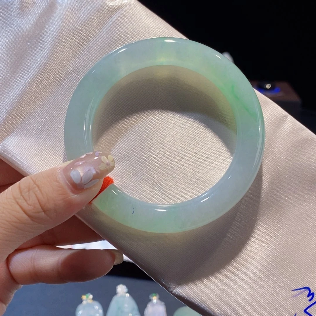 翡翠未镶嵌手镯53.7