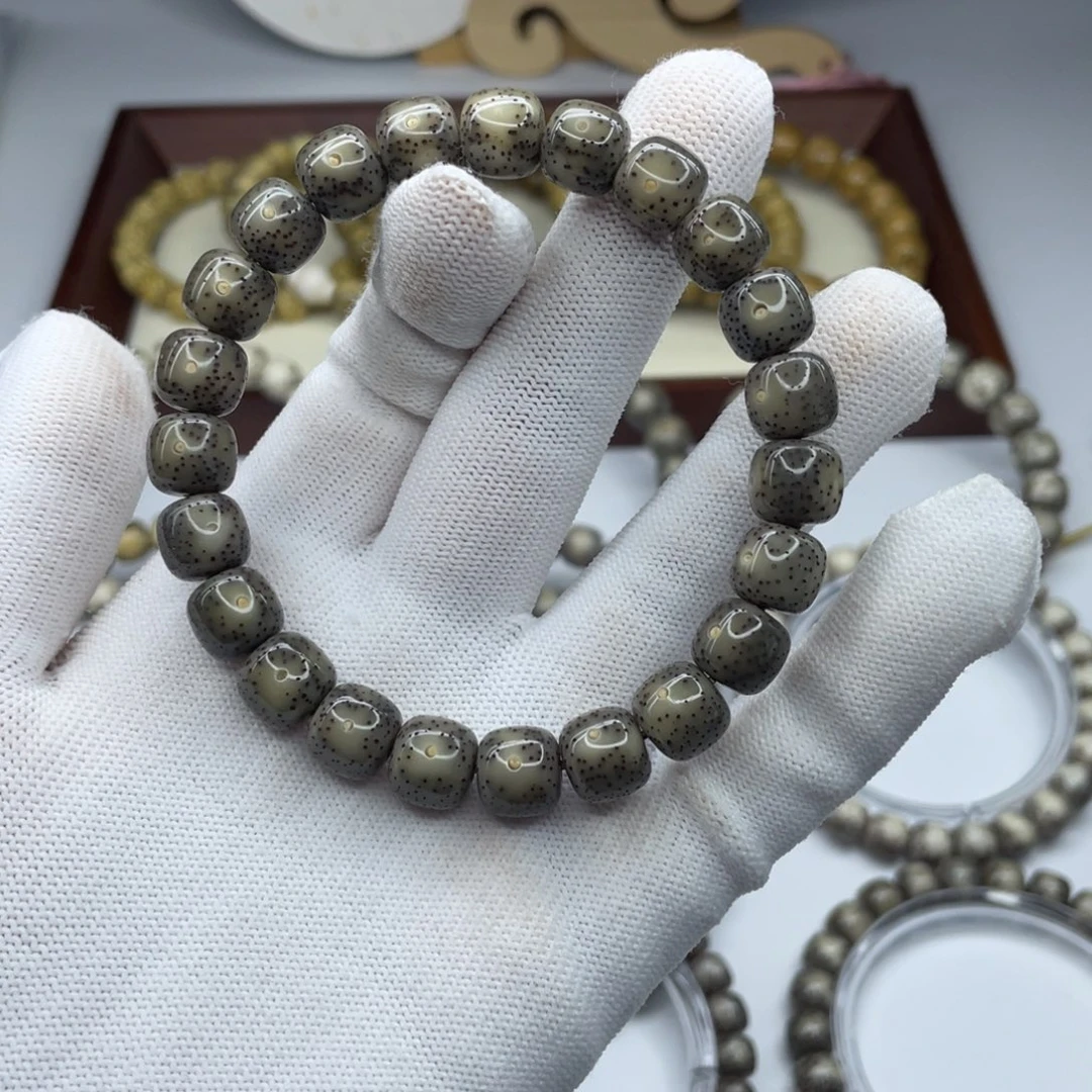 星月菩提手串未*鱼10×9黑冰小细星A05