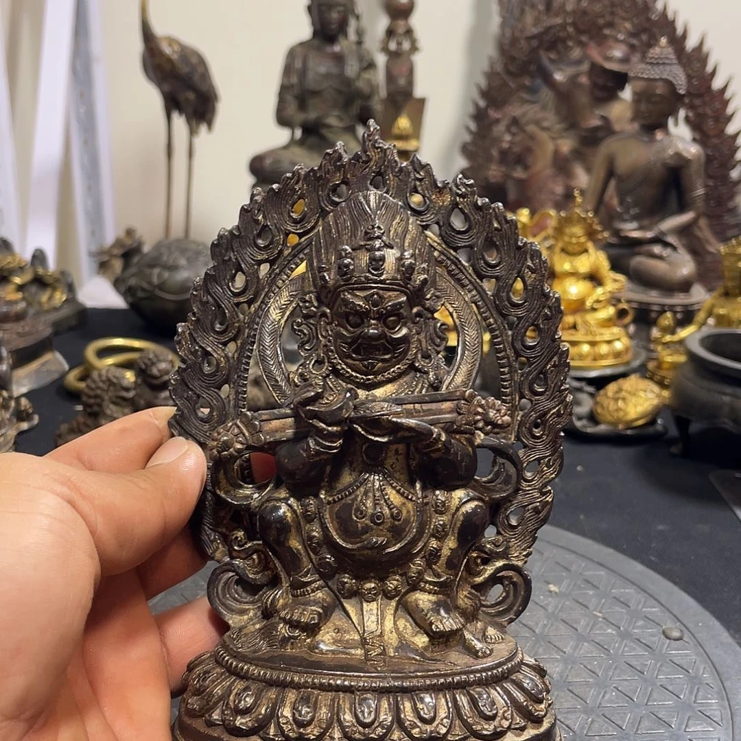 二臂玛哈嘎拉。                230