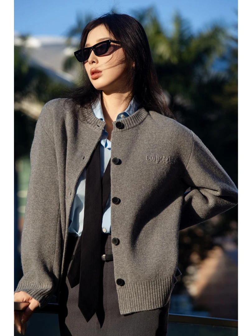 【700-799】欧尼女装毛衣→默认微瑕无运费险