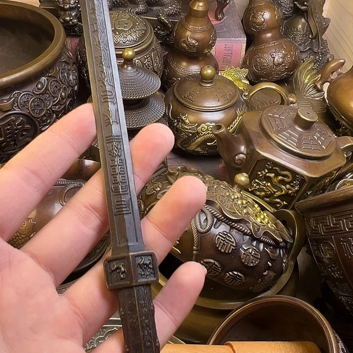 精美铜器，点击下单