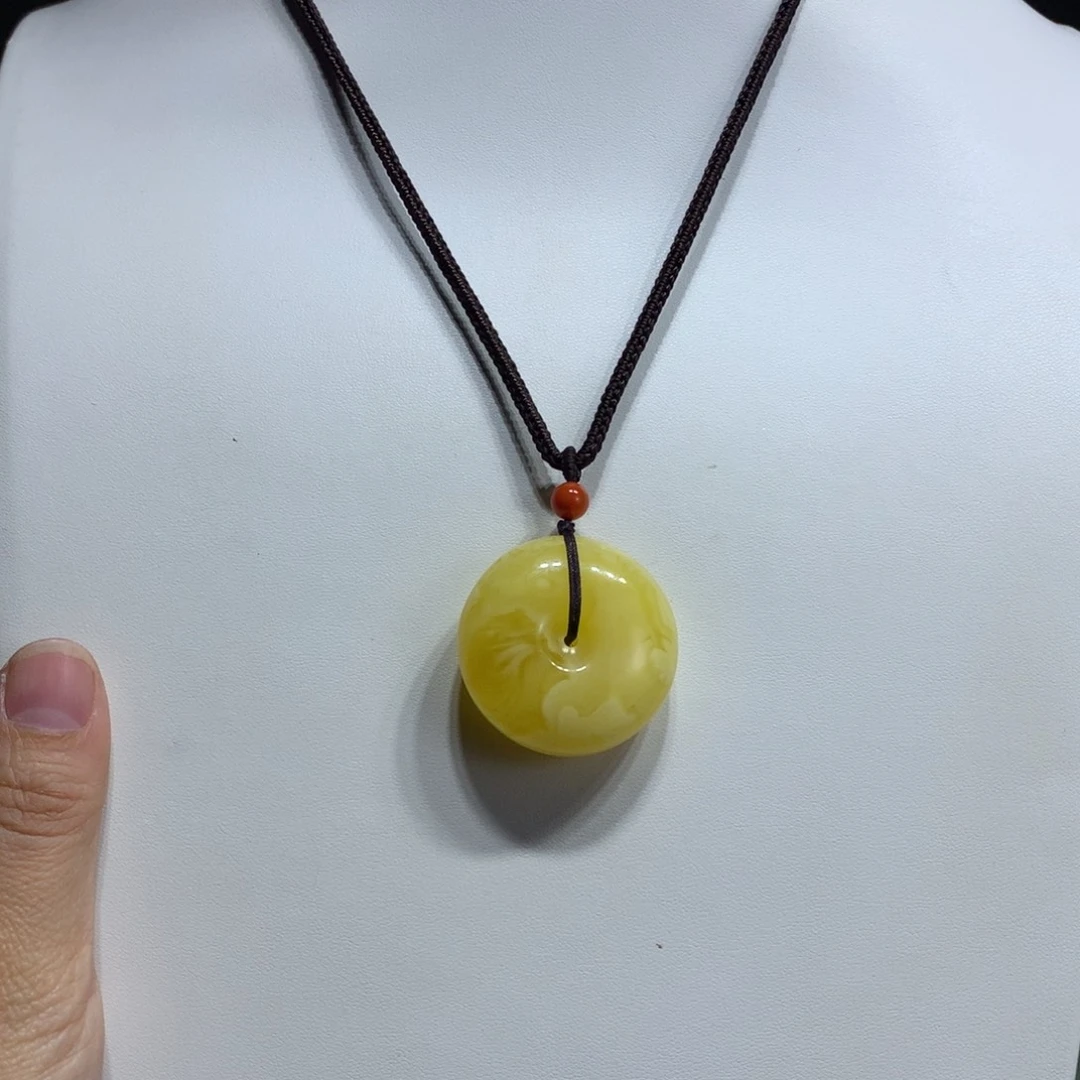 蜜蜡未镶嵌颈饰扣子