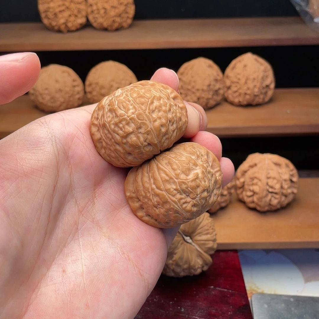 文玩核桃把件一*哥42毕业南瓜墩