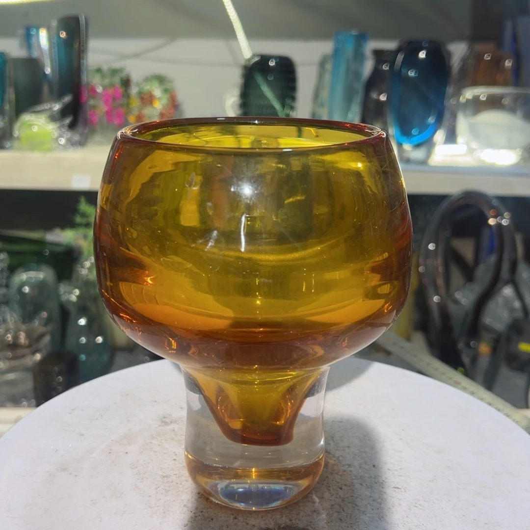 高 18 轻奢琉璃花器福利正常手工痕迹