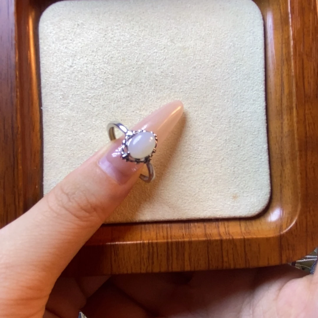 和田玉戒指未镶嵌