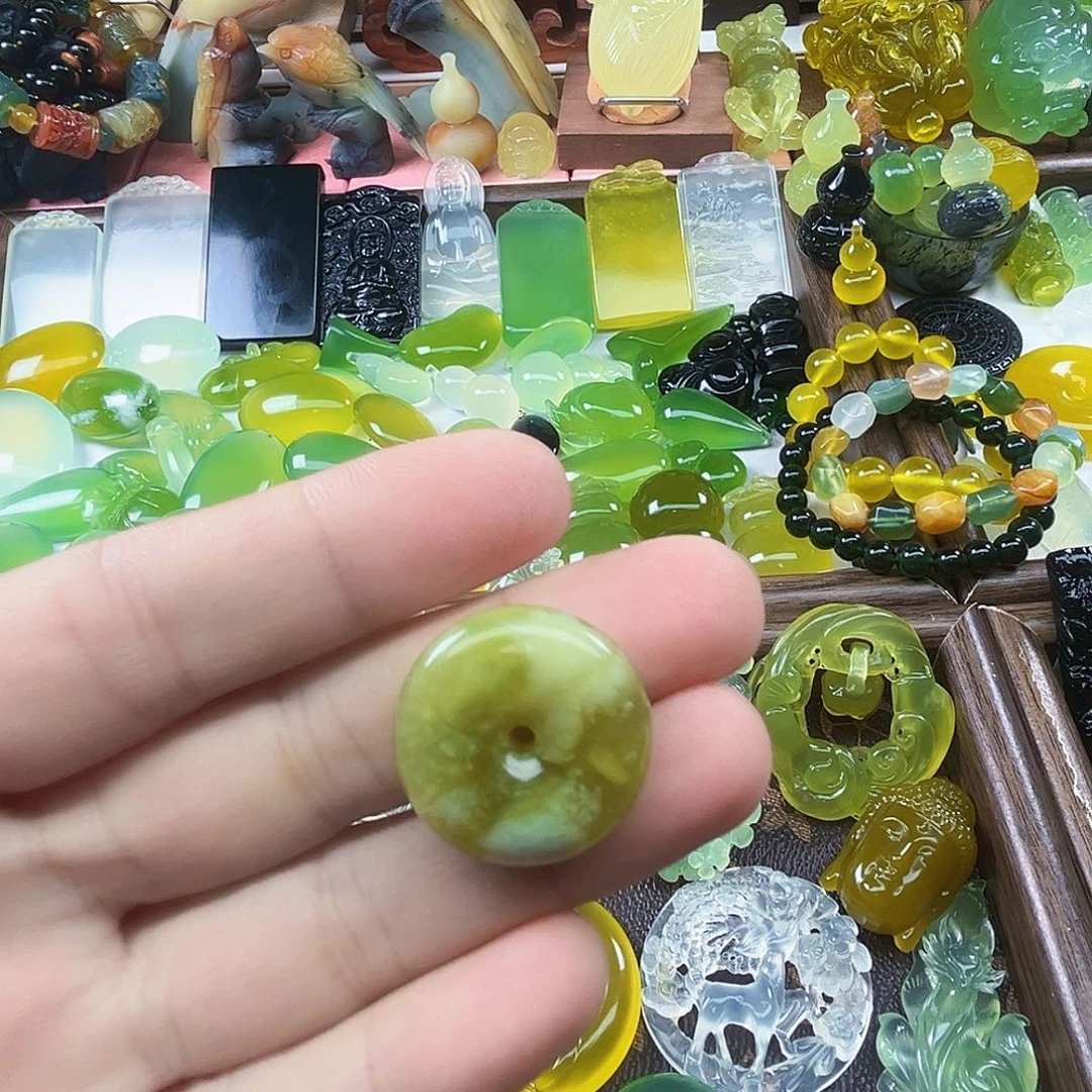 岫玉未镶嵌吊坠(不含链)