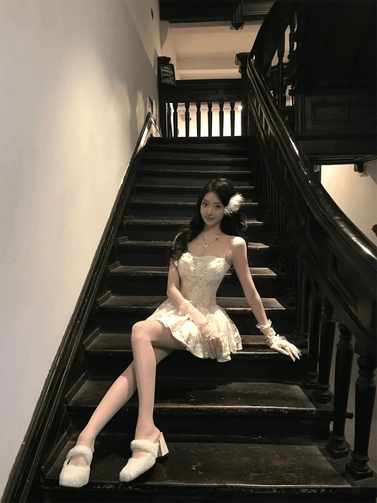 K13169微胖法式纯欲风重工蕾丝抹胸连衣裙女秋冬收腰公主蓬蓬短裙