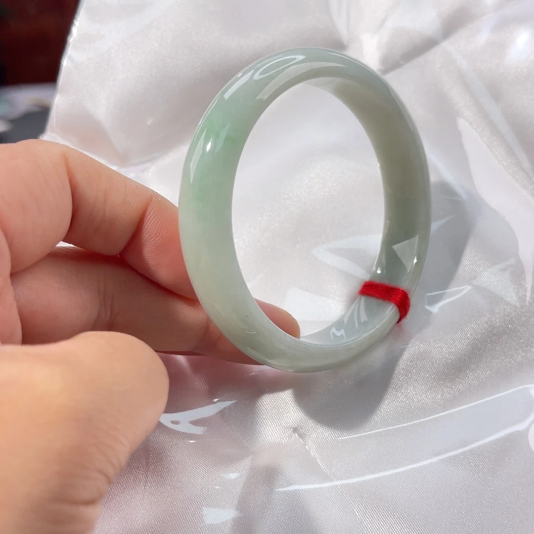 翡翠未镶嵌手镯58.3无大纹裂48小时鉴赏微白棉石筋淡淡底