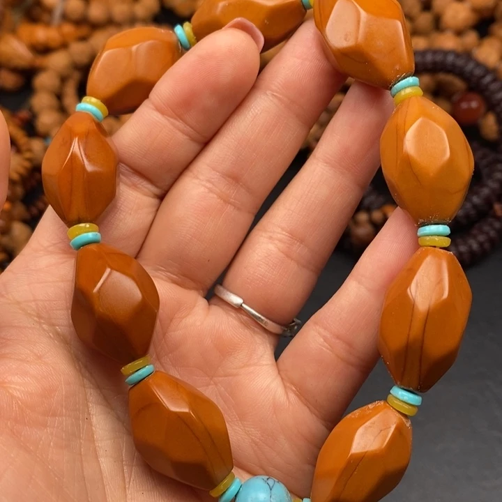 猴头核桃吊坠橄榄枝花