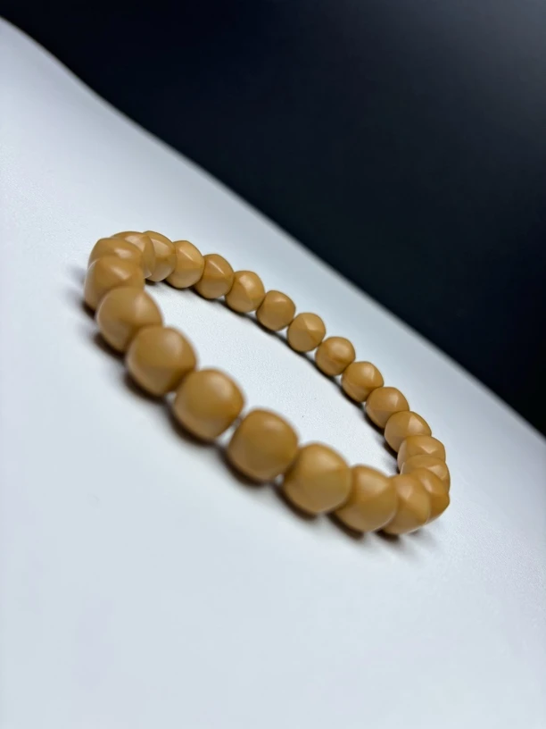 《梵修》全品特级唐八棱猴头手串