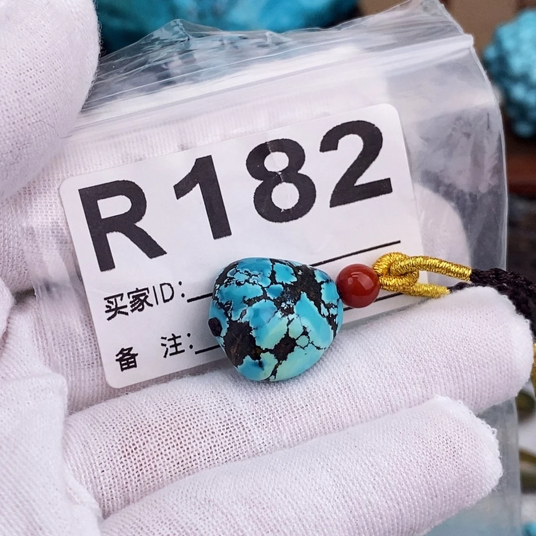 绿松石未镶嵌原矿