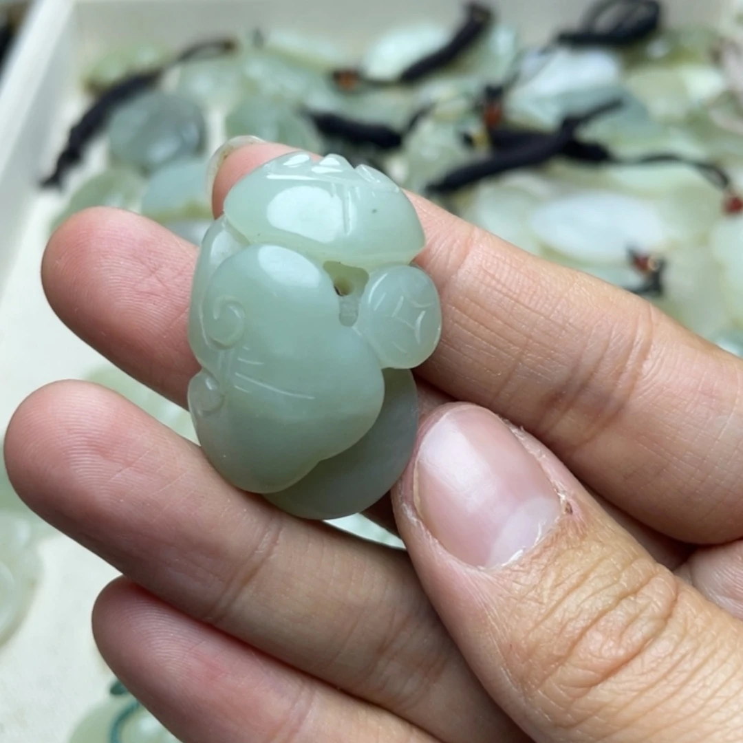 【闪购商品】颈饰未镶嵌和田玉N*o