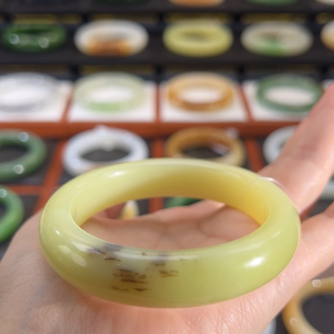 和田玉（黄玉）未镶嵌手镯桂花浓黄