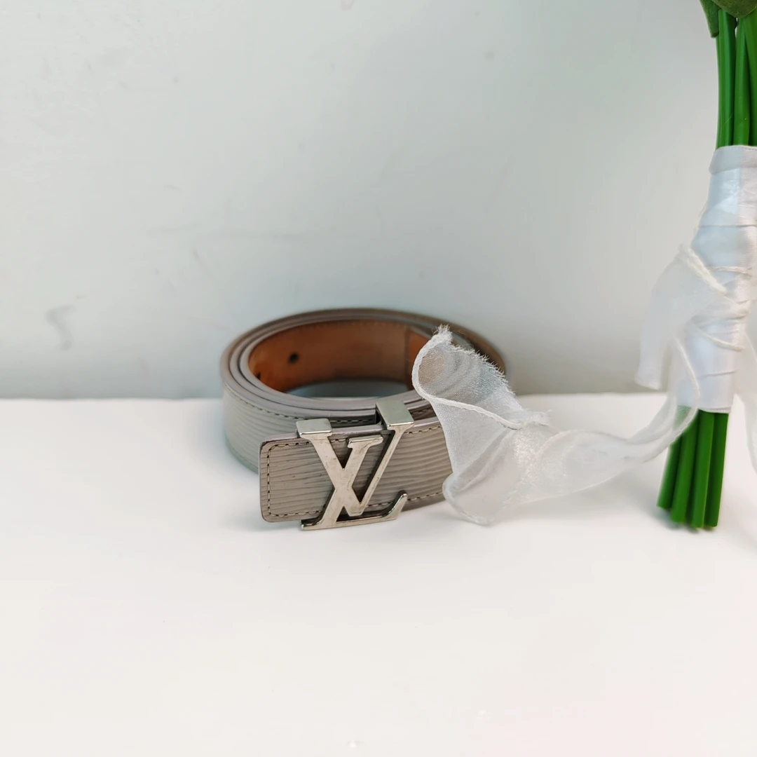 95新 LouisVuitton/路易威登 灰色水波纹腰带-