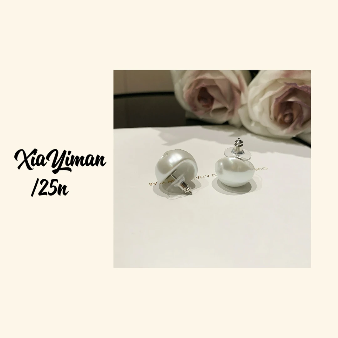 铜合金树脂耳饰 Wei/雪同款白色球形耳钉MZ3339