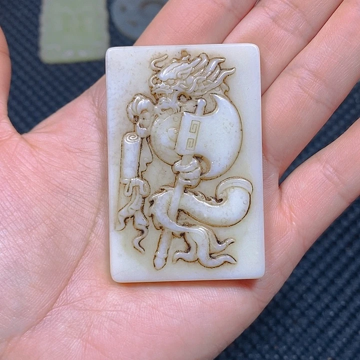 未镶嵌和田玉挂件