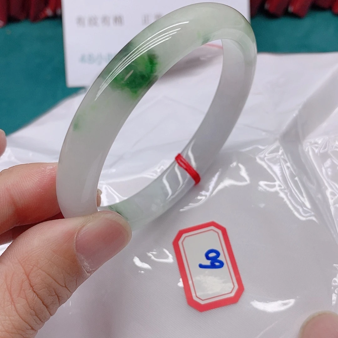 翡翠手镯未镶嵌清**生60000000