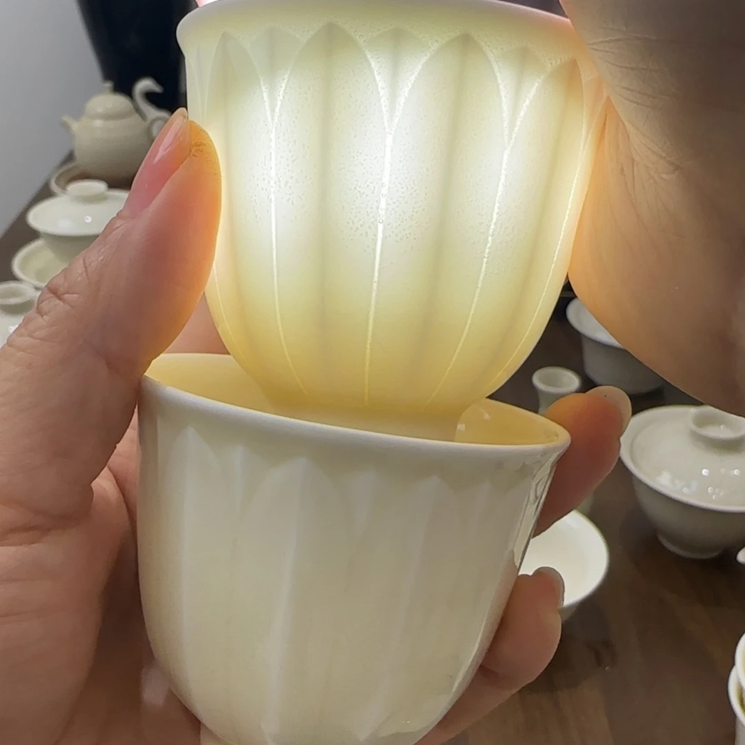 微瑕莲瓣铃铛杯送瑕疵杯