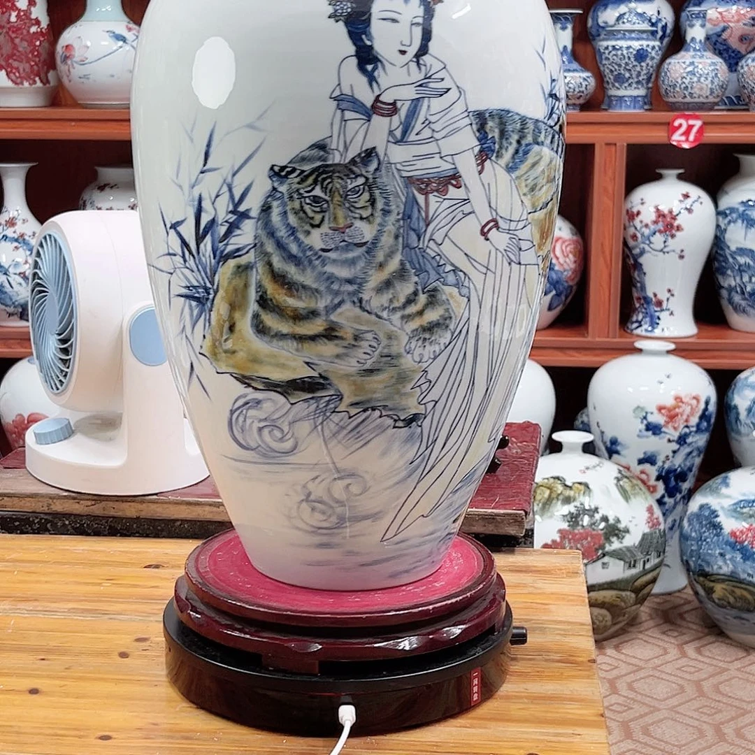 秦****摆件景德镇的陶瓷