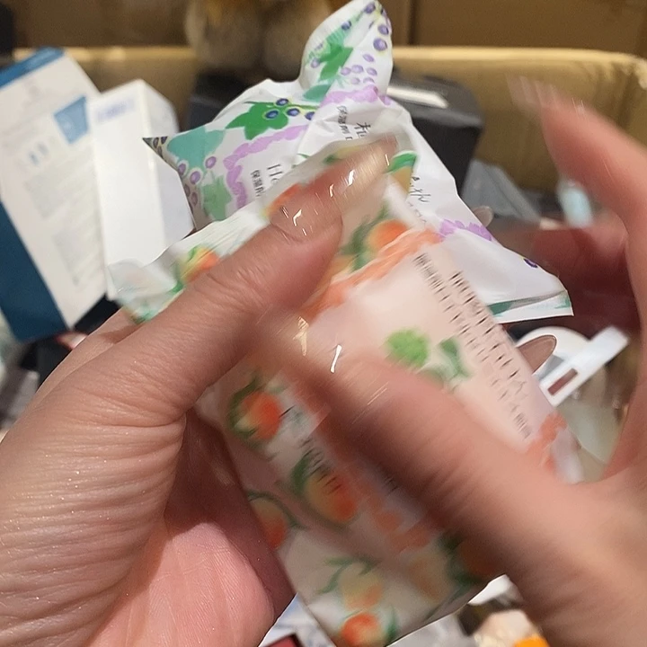 R***2花岗石铁合金香水沐浴露持久留